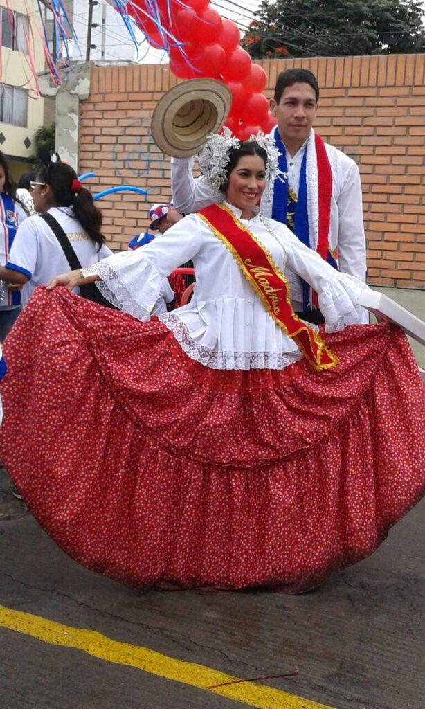 Panamá estuvo presente en el desfile cívico del colegio Santo Domingo del Distrito de San Miguel